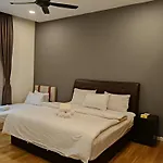 Urban Oasis At St Mary Klcc 1Bed2Bath