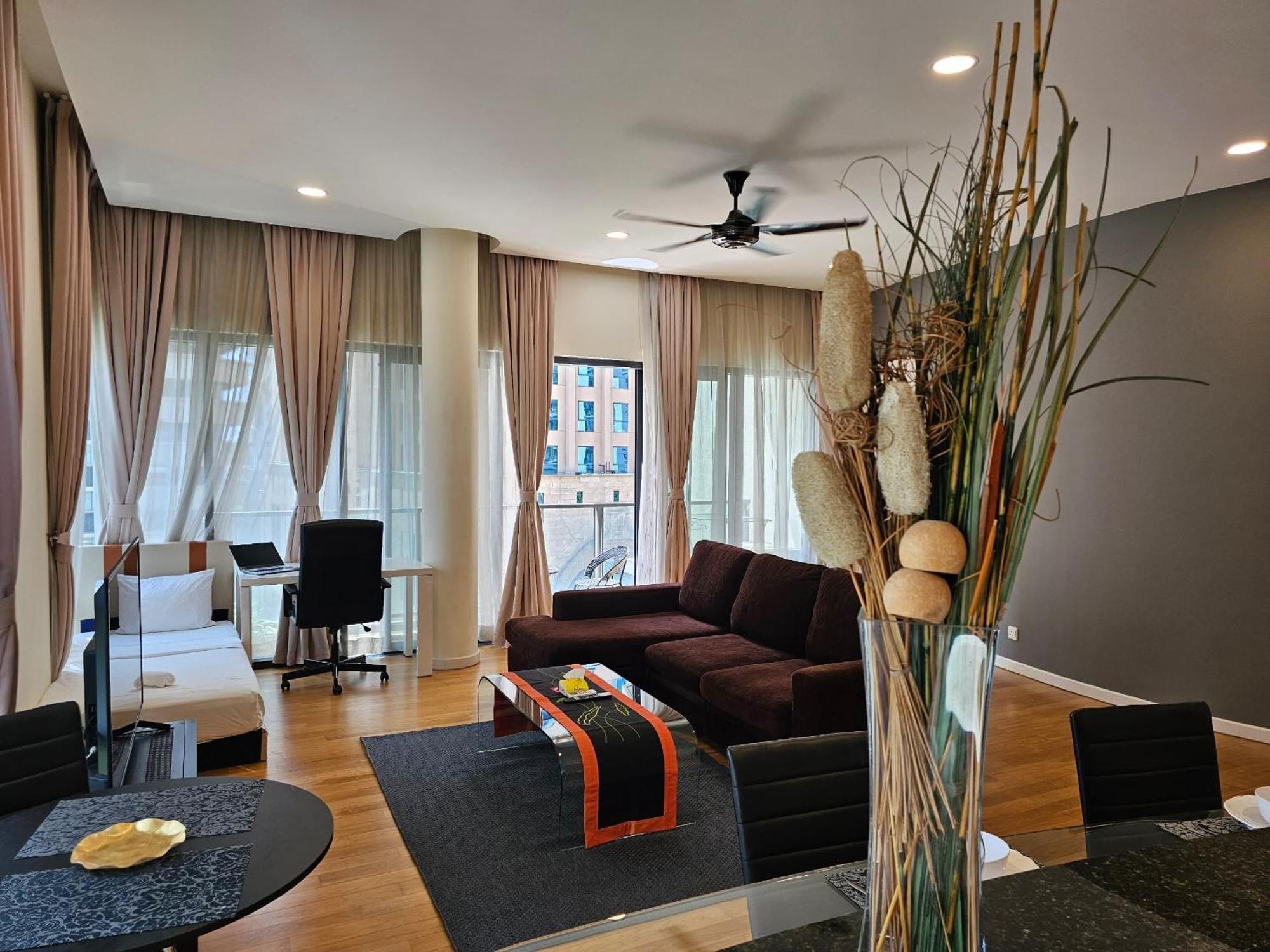Urban Oasis At St Mary Klcc 1bed2bath